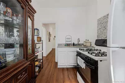 2884 Valentine Avenue, Bronx, NY 10458 - Photo 11