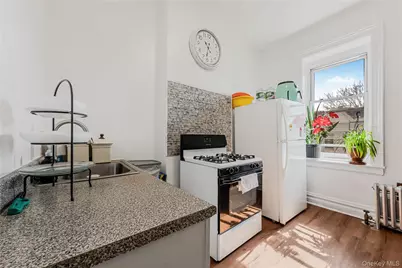 2884 Valentine Avenue, Bronx, NY 10458 - Photo 9