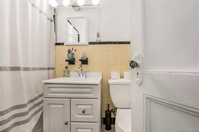 2884 Valentine Avenue, Bronx, NY 10458 - Photo 15