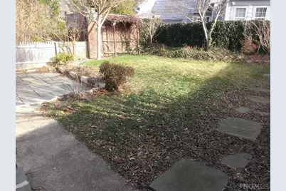 263 N Regent Street, Port Chester, NY 10573 - Photo 13