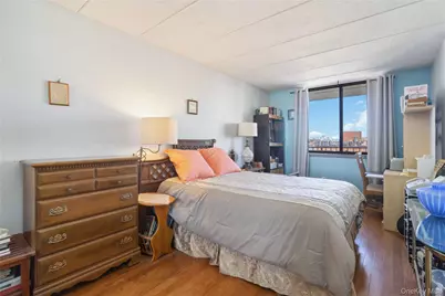 23-22 30 Road #7D, Astoria, NY 11102 - Photo 13