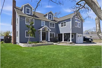 230 W Islip Road, West Islip, NY 11795 - Photo 3