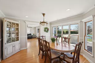 230 W Islip Rd, West Islip, NY 11795 - Photo 13