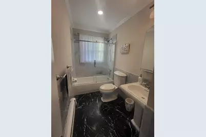 230 W Islip Road, West Islip, NY 11795 - Photo 39