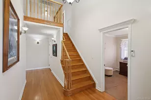 230 W Islip Rd, West Islip, NY 11795 - Photo 37