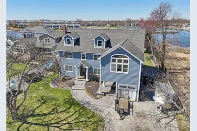 230 W Islip Road, West Islip, NY 11795 - Photo 3