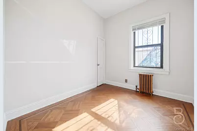 36-13 10th Street, Astoria, NY 11106 - Photo 3