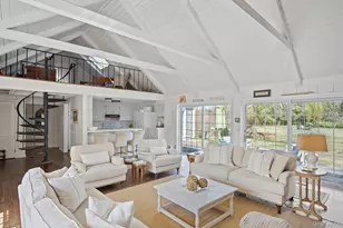 19 Quaquanantuck Ln, Quogue, NY 11959 - Photo 11