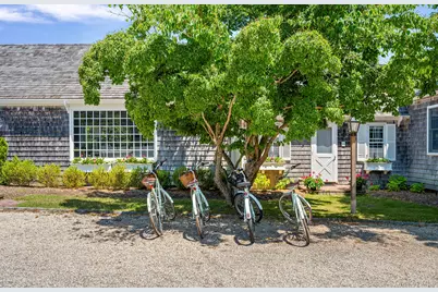 19 Quaquanantuck Lane, Quogue, NY 11959 - Photo 3