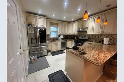 129-40 135 Street, Jamaica, NY 11420 - Photo 9