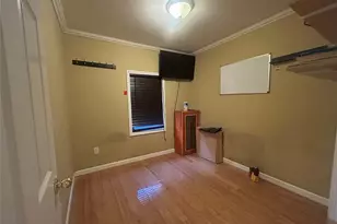 129-40 135th St, Jamaica, NY 11420 - Photo 23