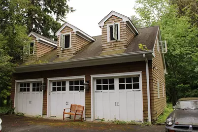 7 Locust Lane, Glen Head, NY 11545 - Photo 3