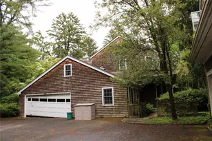 7 Locust Ln, Glen Head, NY 11545 - Photo 17