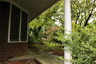 7 Locust Ln, Glen Head, NY 11545 - Photo 19