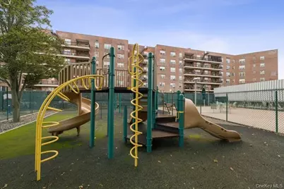 166-25 Powells Cove Boulevard #7E, Whitestone, NY 11357 - Photo 31