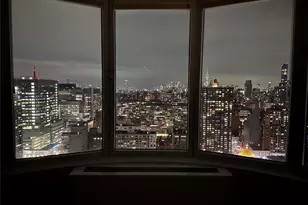 330 E 38th St, New York, NY 10016 - Photo 7