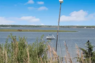 846 Dune Rd, Westhampton Beach, NY 11978 - Photo 31