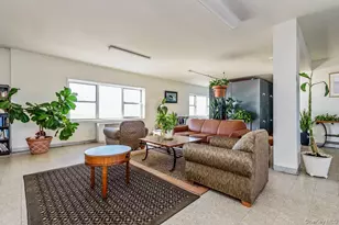 370 W Broadway, Long Beach, NY 11561 - Photo 13