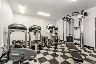 370 W Broadway #4J, Long Beach, NY 11561 - Photo 15