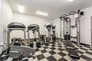 370 W Broadway, Long Beach, NY 11561 - Photo 15