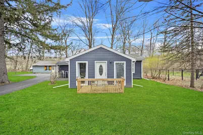 16 Titus Road, Poughkeepsie, NY 12603 - Photo 1