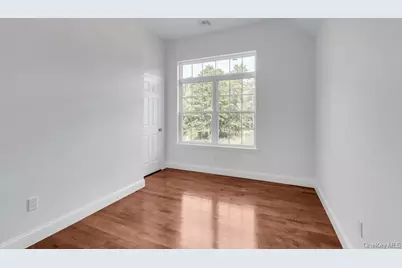 113 Currans Road, Middle Island, NY 11953 - Photo 25