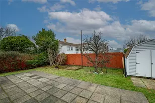 63 Central Ave, Lynbrook, NY 11563 - Photo 13