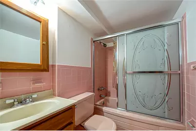 63 Central Avenue, Lynbrook, NY 11563 - Photo 11