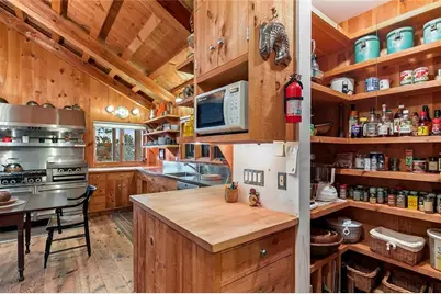 1635 Isabella Beach Road, Fishers Island, NY 06390 - Photo 15