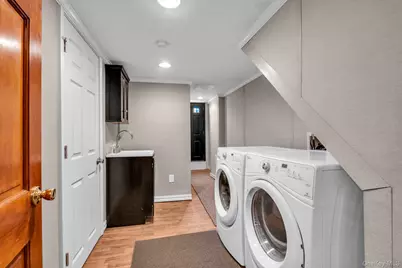 1242 Pawnee Place, Bronx, NY 10461 - Photo 21