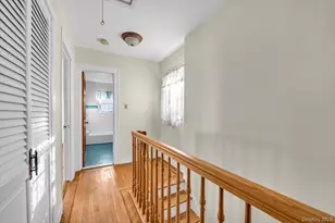 1242 Pawnee Pl, Bronx, NY 10461 - Photo 9