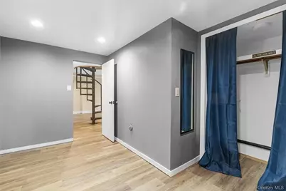 545 Shore Drive, New Windsor, NY 12553 - Photo 21