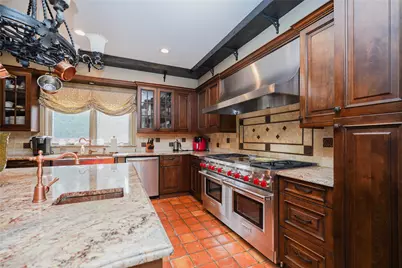 42 Elmhurst Avenue, New York, NY 10301 - Photo 37