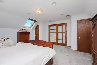 42 Elmhurst Avenue, New York, NY 10301 - Photo 7