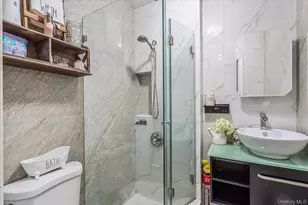 1865 Mulford Ave, Bronx, NY 10461 - Photo 11