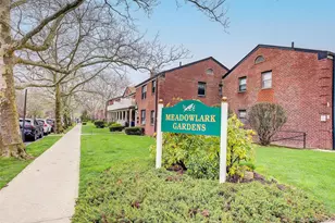 196-57 69th Ave, Fresh Meadows, NY 11365 - Photo 17