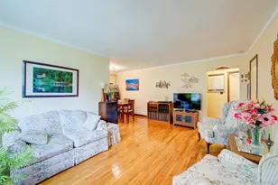 196-57 69th Ave, Fresh Meadows, NY 11365 - Photo 5