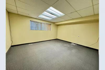 350 Veterans Memorial Highway, Commack, NY 11725 - Photo 25