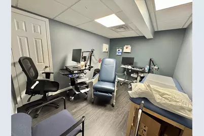 350 Veterans Memorial Highway, Commack, NY 11725 - Photo 13