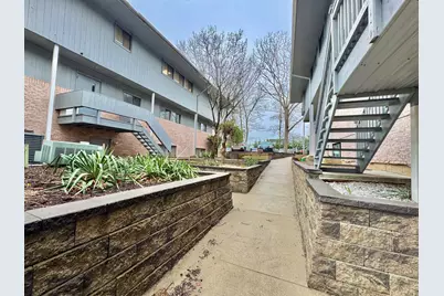 350 Veterans Memorial Highway, Commack, NY 11725 - Photo 27