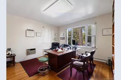 1214 Pelham Parkway S, Bronx, NY 10461 - Photo 11