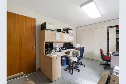 1214 Pelham Parkway S, Bronx, NY 10461 - Photo 9