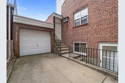 1214 Pelham Parkway S, Bronx, NY 10461 - Photo 3
