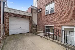 1214 Pelham Pkwy S, Bronx, NY 10461 - Photo 3