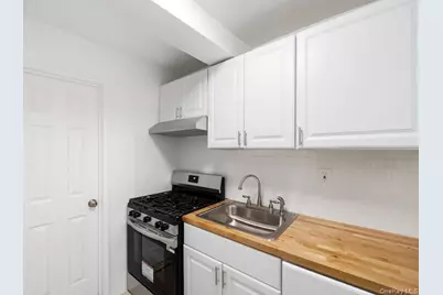 1214 Pelham Parkway S, Bronx, NY 10461 - Photo 19