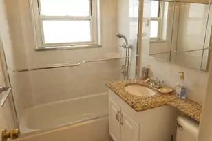 72-35 112th St, Forest Hills, NY 11375 - Photo 11