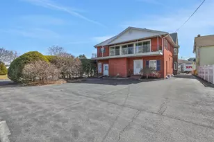 411 Albany Ave, Kingston, NY 12401 - Photo 5