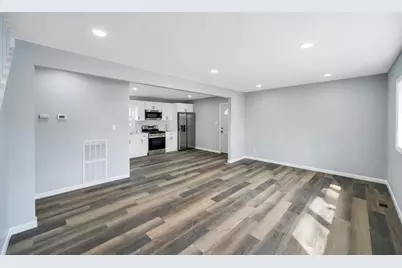 81 New Avenue, Wyandanch, NY 11798 - Photo 7