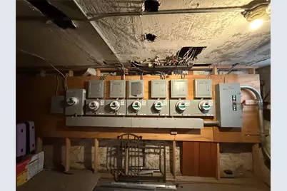 70-29 65 Place, Glendale, NY 11385 - Photo 7