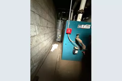 70-29 65 Place, Glendale, NY 11385 - Photo 9